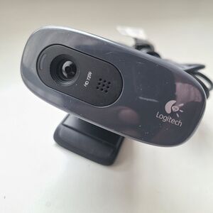 Logitech HD 720p USB Webcam with Mic – Tested Working